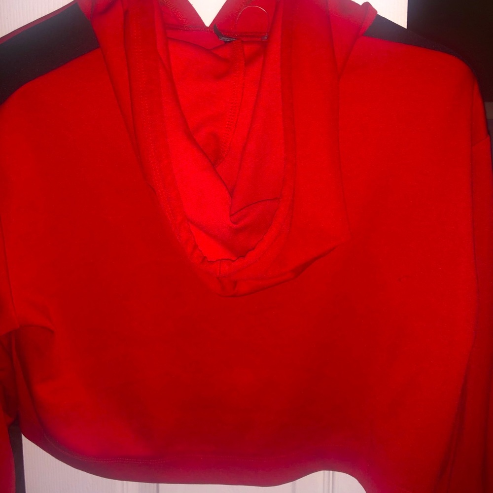 red cropped hoodie
